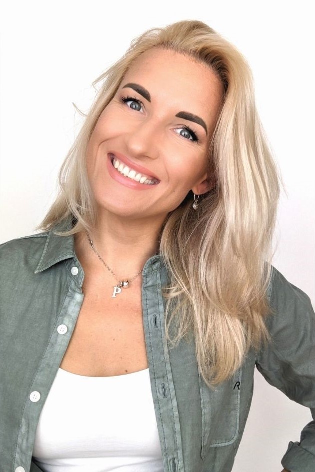 Angele Smaguryte · A Minimalist Lifestyle Coach